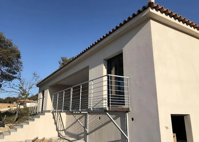 Villa Neuve Avec Piscine
